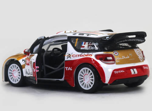 Bburago 1/32 Scale Rally Car - 2013 Citroen Total World Rally Team Sebastien Loeb