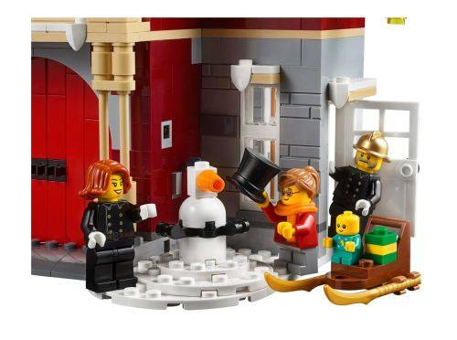 LEGO 10263 Creator Expert Winter Village Fire Station(Discontinued by Manufacturer 2018)Hard-to-find