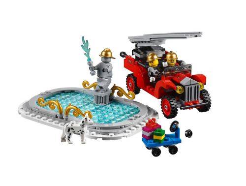 LEGO 10263 Creator Expert Winter Village Fire Station(Discontinued by Manufacturer 2018)Hard-to-find