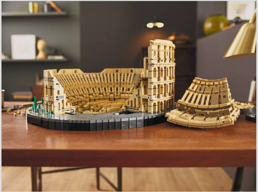 LEGO 10276 Colosseum (Discontinued by Manufacturer 2020) Very Rare