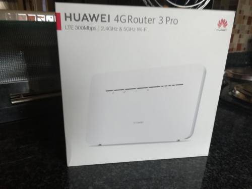 Huawei B535 4G Pro 3 Router (Brand New Condition)