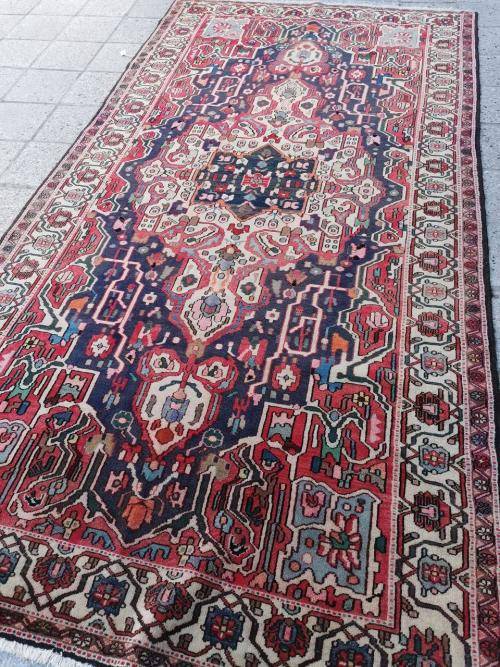 BARGAIN LOCKDOWN SALE - FINE PERSIAN BAKHTIYAR CARPET