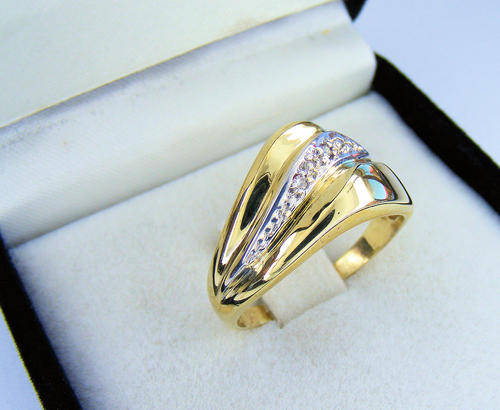 9ct Yellowgold diamond dressring - NO RESERVE!!