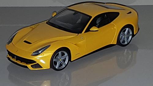 1:18 Hot Wheels Elite Ferrari F12 Berlinetta