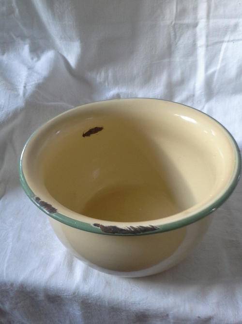 Enamel Kamerpot