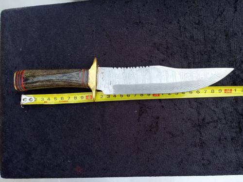 CUSTOM  MADE DAMASCUS HUNTING KNIFE