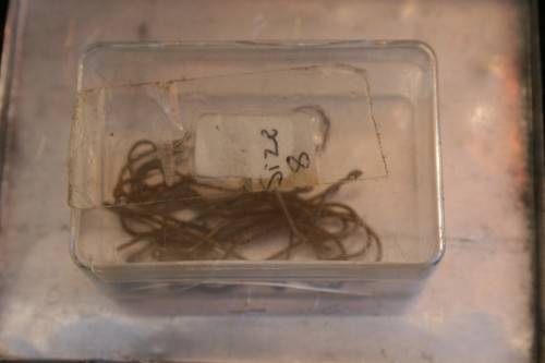 Vintage Mustad Viking Fly tying hooks + Expert Fly Tying Book
