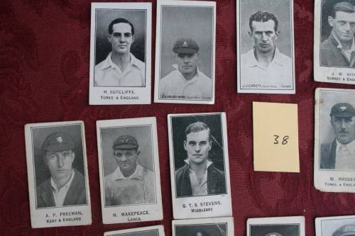 Cricket Cigarette cards