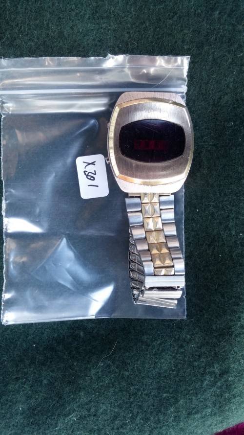 Novus LED watch