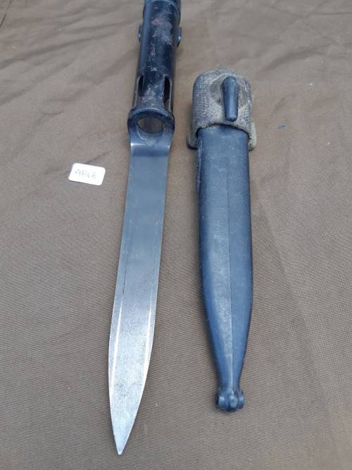 R1 Bayonet