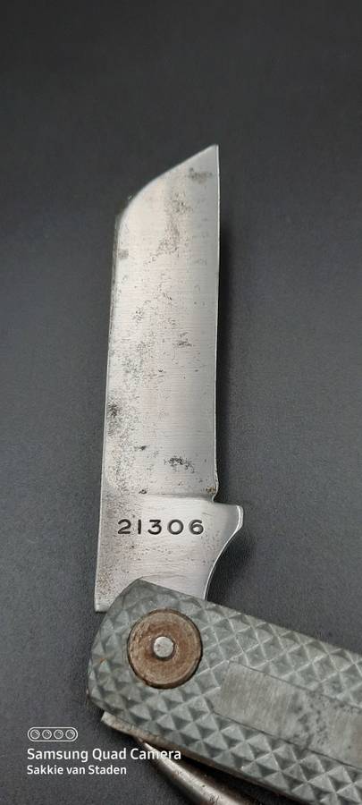 Navy Pocket knife, Never been sharpened . Rodgers Sheffield