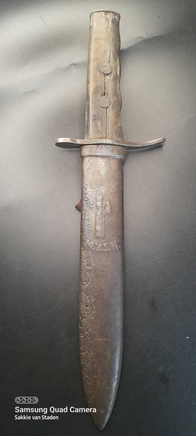Italian fascist dagger
