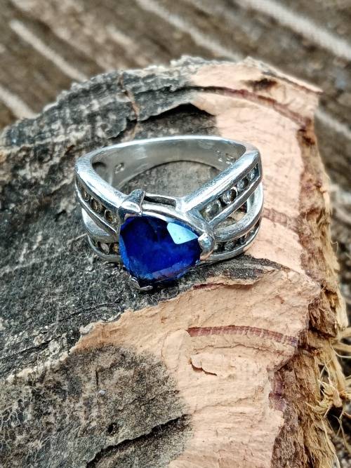 Ladies ring sterling silver Size L.5