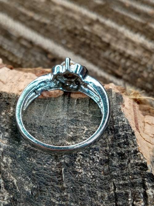 Ladies ring sterling silver Size L