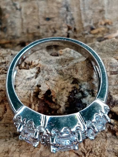 Ladies ring sterling silver Size L