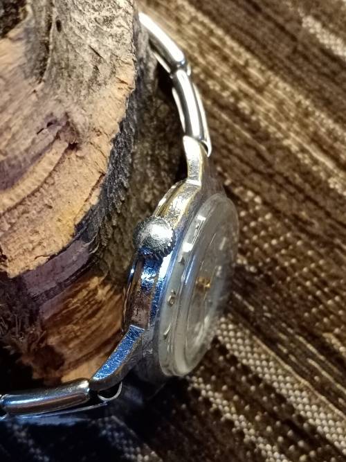 Candino manual wind wrist watch 30mm ex crown WORKING