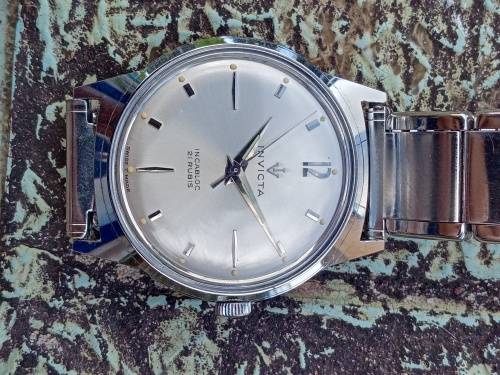 Vintage Invicta wrist watch manual wind 33mm ex crown WORKING near mint condition