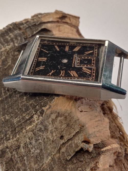 New old stock watch cases no crystal length: 29mm width: 22mm