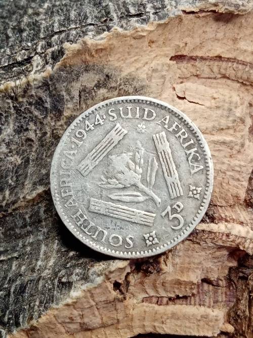 Threepence 1944