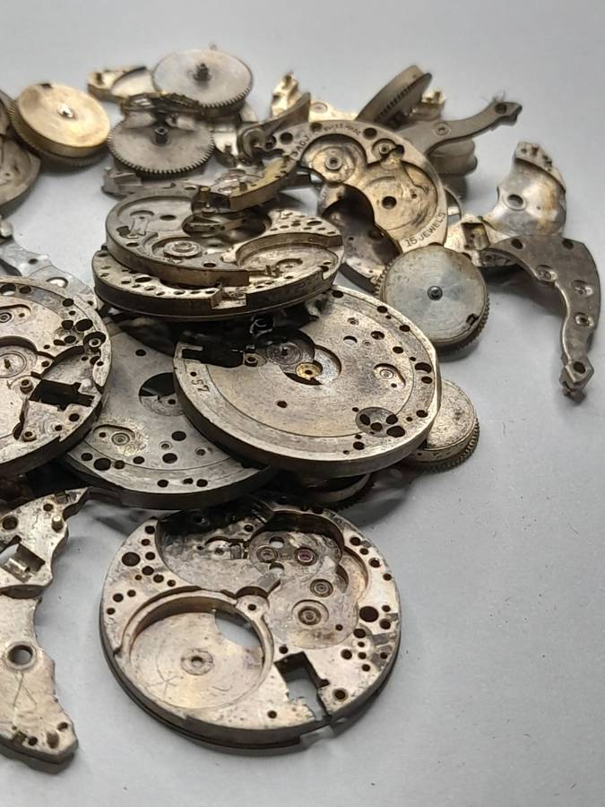 Watch parts for steampunk/repairs