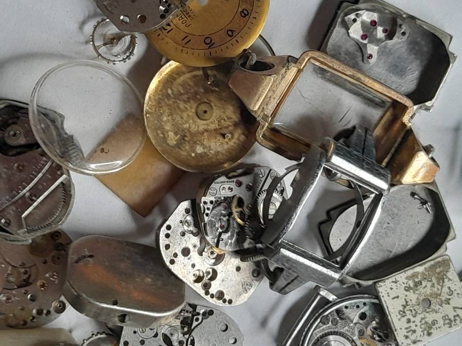 Watch parts for steampunk/repairs