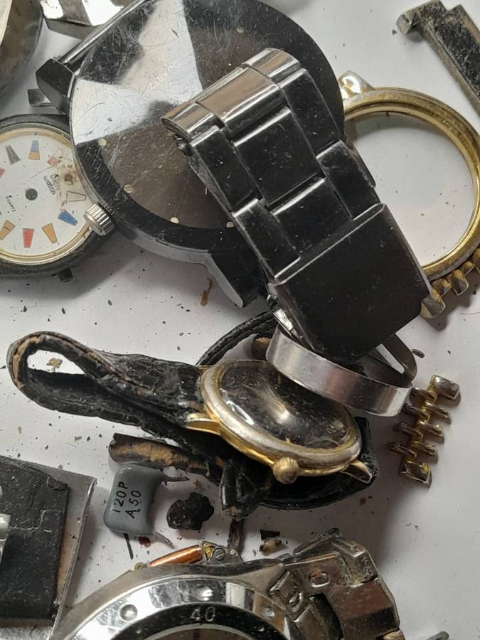 Watch parts for steampunk/repairs