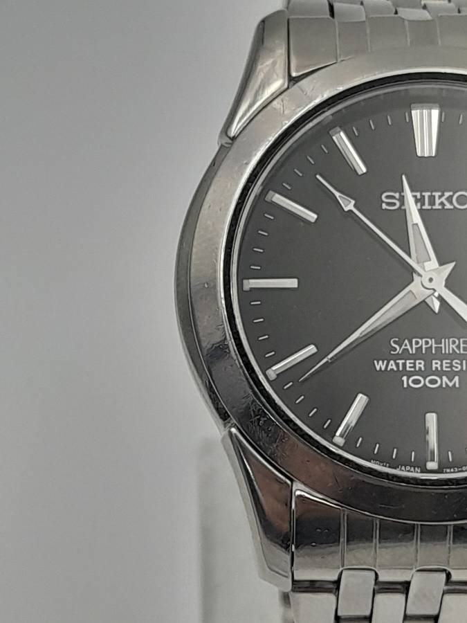 Seiko 37mm ex crown 44mm lug to lug