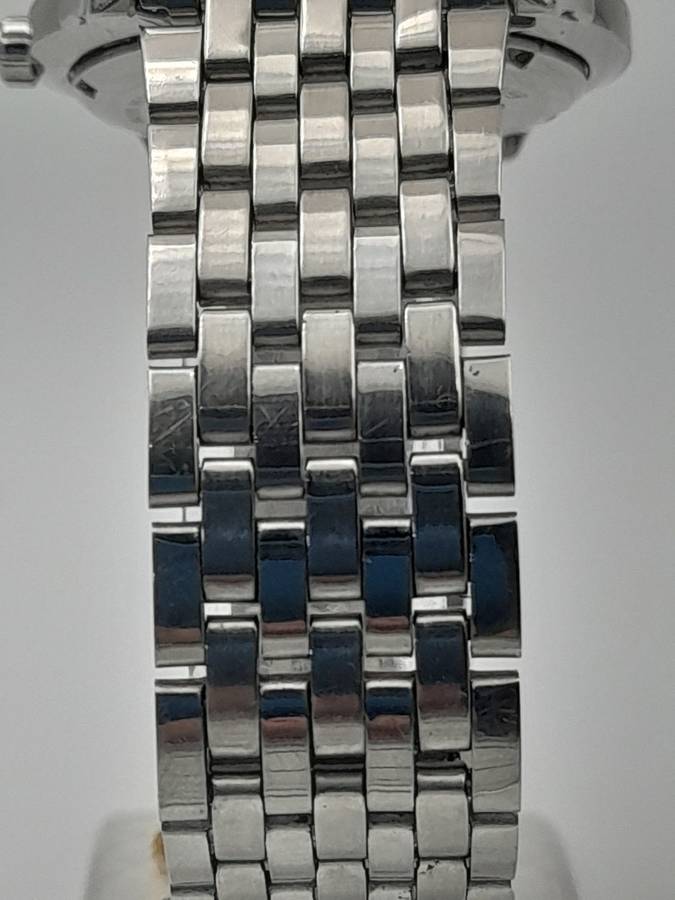 Seiko 37mm ex crown 44mm lug to lug
