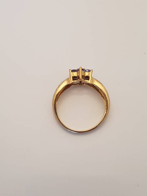 9ct Yellow Gold Tanzanite and Diamond Ring