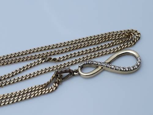 9ct SOLID Gold Ladies chain and CZ Pendant - PRE-OWNED