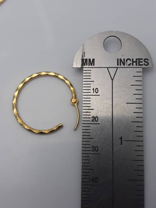 18ct Gold Ladies Fancy hoop earrings - PRE-OWNED