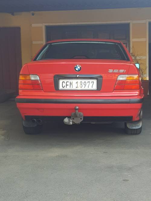 BMW 325i E36 (Dolphin) for Sale.