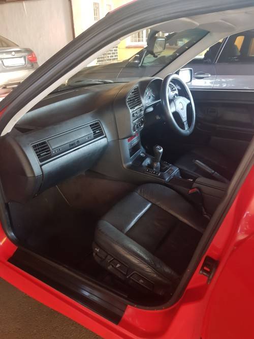 BMW 325i E36 (Dolphin) for Sale.