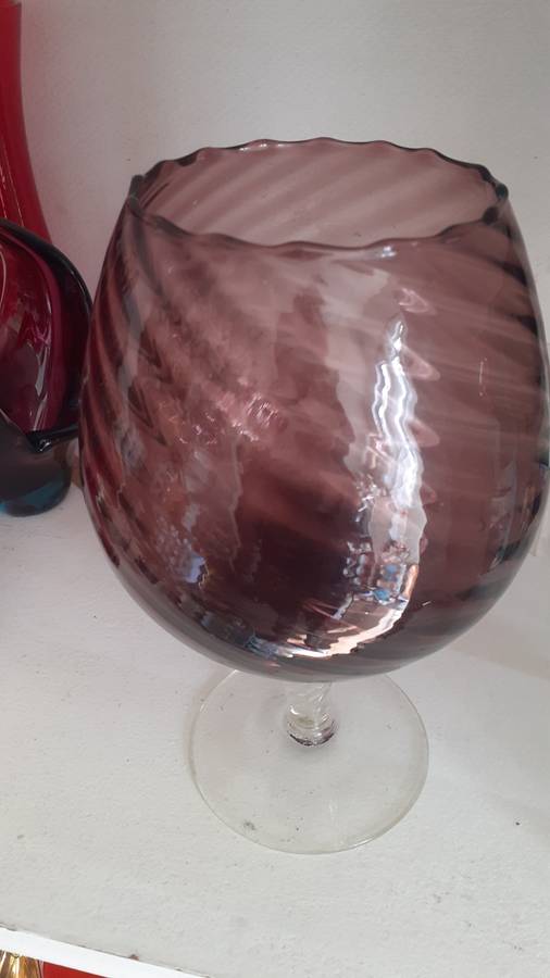 Lovely Purple Italian Glass Goblet Bowl/Vase