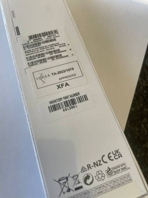 Samsung Galaxy Note 8 + Samsung Galaxy Watch 5 + Samsung Buds 2