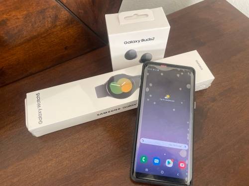 Samsung Galaxy Note 8 + Samsung Galaxy Watch 5 + Samsung Buds 2
