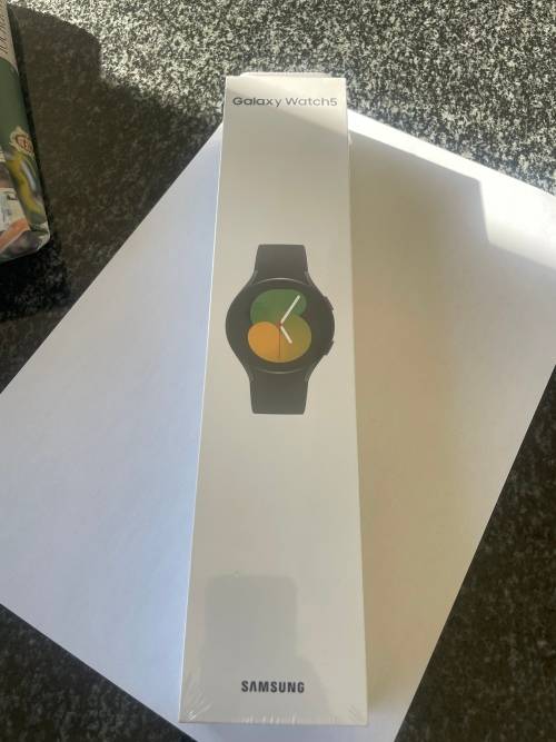 Samsung Galaxy Note 8 + Samsung Galaxy Watch 5 + Samsung Buds 2