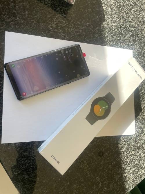 Samsung Galaxy Note 8 + Samsung Galaxy Watch 5 + Samsung Buds 2