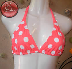 Get ready for Summer with this hot two piece swimsuit (Medium)