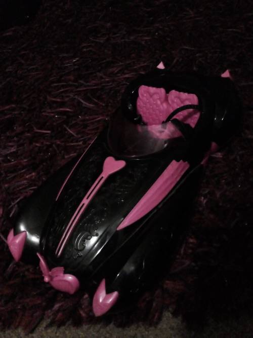 Monster High: Draculaura Sweet 1600 and Roadster