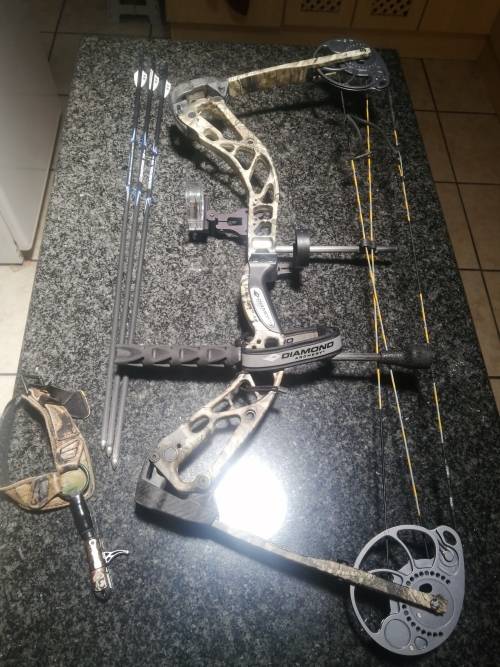 diamond infinite edge sb1 bow and 3 arrows