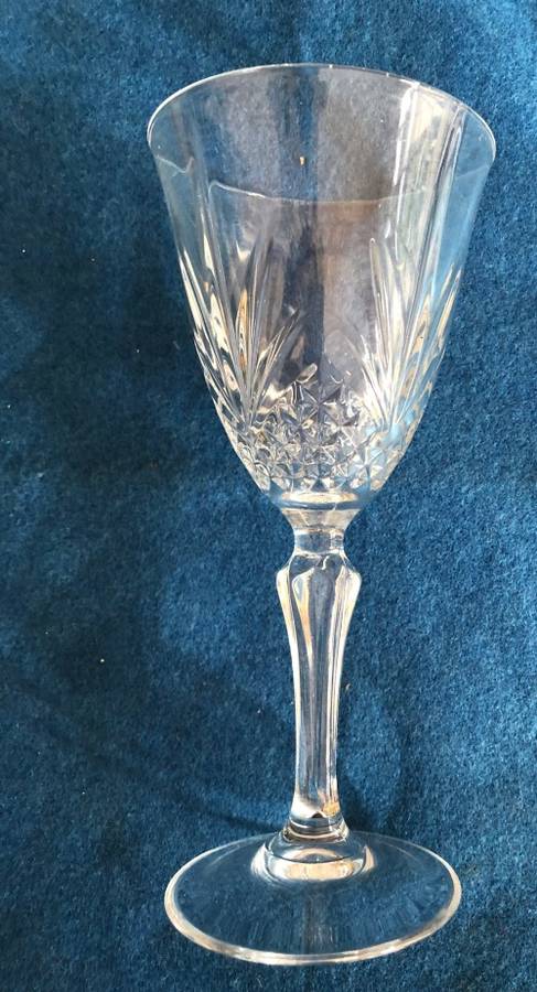 Salzburg crystal wine glasses (2 boxes) - bid per box (Cristal de Flandre)