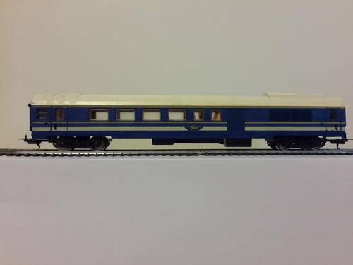 SAR LIMA HO GAUGE BLUE TRAIN COACH