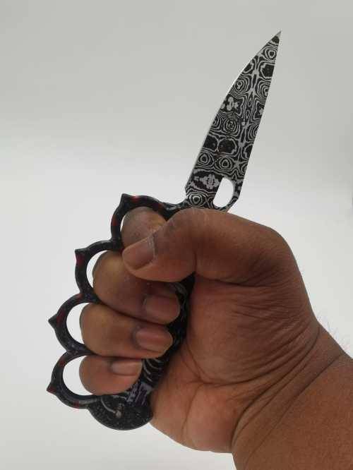 Pirate of Death Brass Knukle Blade