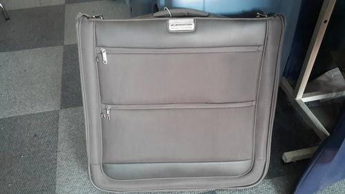 GORGEOUS STYLISH DESIGNER BAGS BY CARLTON  !!!! SHIPPED INCLUDED !!!!