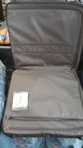 GORGEOUS STYLISH DESIGNER BAGS BY CARLTON  !!!! SHIPPED INCLUDED !!!!