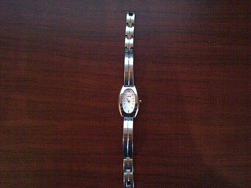 LORUS LADIES WATCH IN GOOD CONDITION