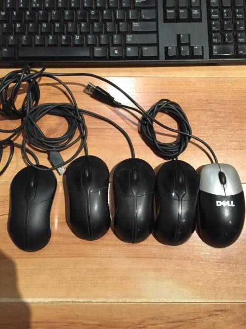 6X DELL USB KEYBOARDS  AND 6X Dell USB MOUSE. 1 BID FOR ALL!!!!!!!!!