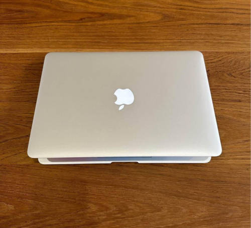 MACBOOK AIR 13`  INTEL CORE i7, 128GB SSD, 8GB RAM, 1.7GHZ 2013