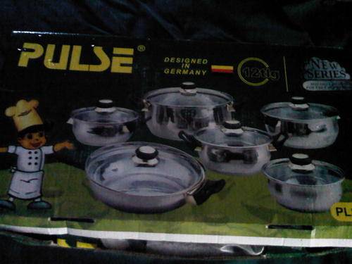 Pulse 6 piece pot and pan set with glass lids